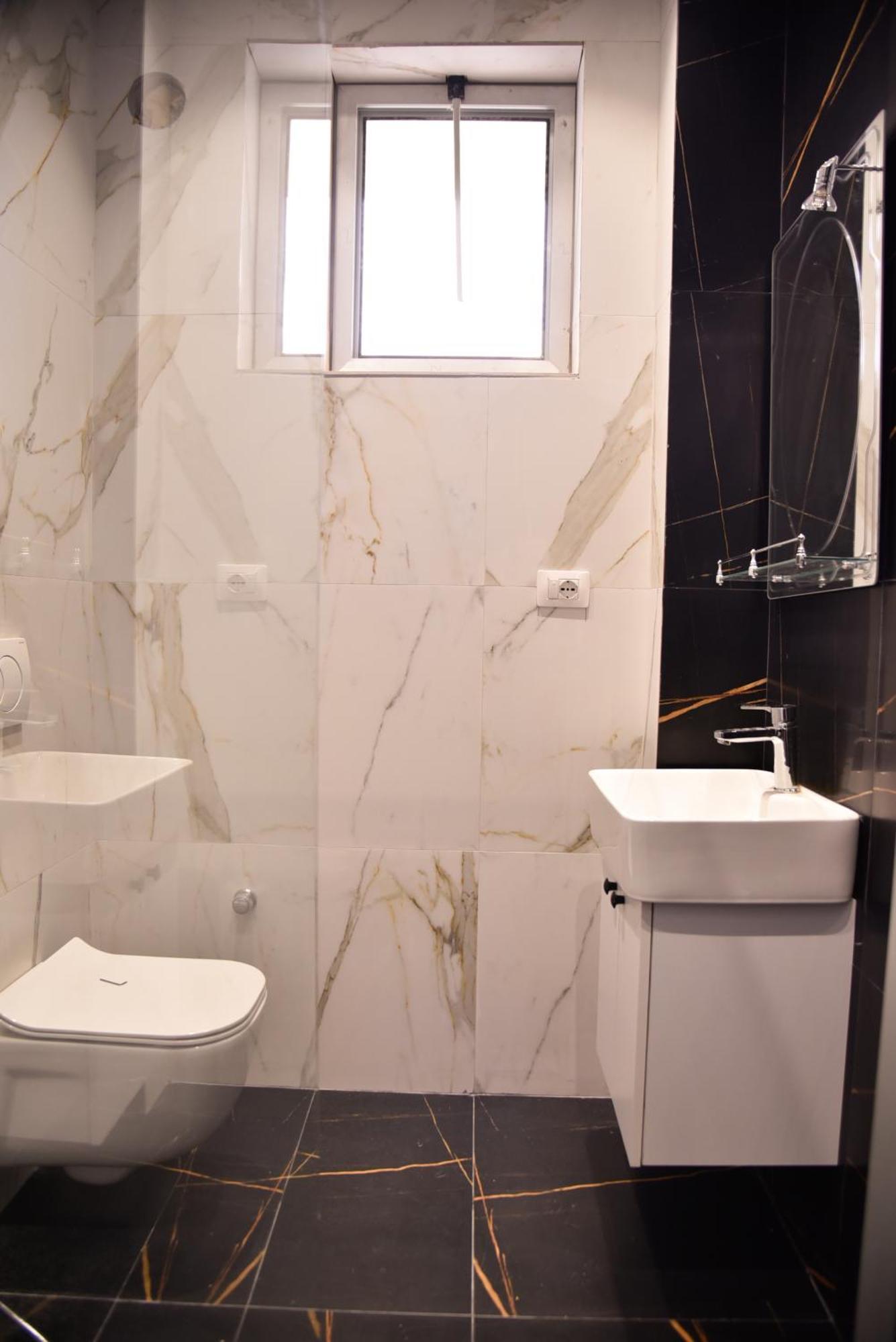 City Center Inn Shkoder Luaran gambar