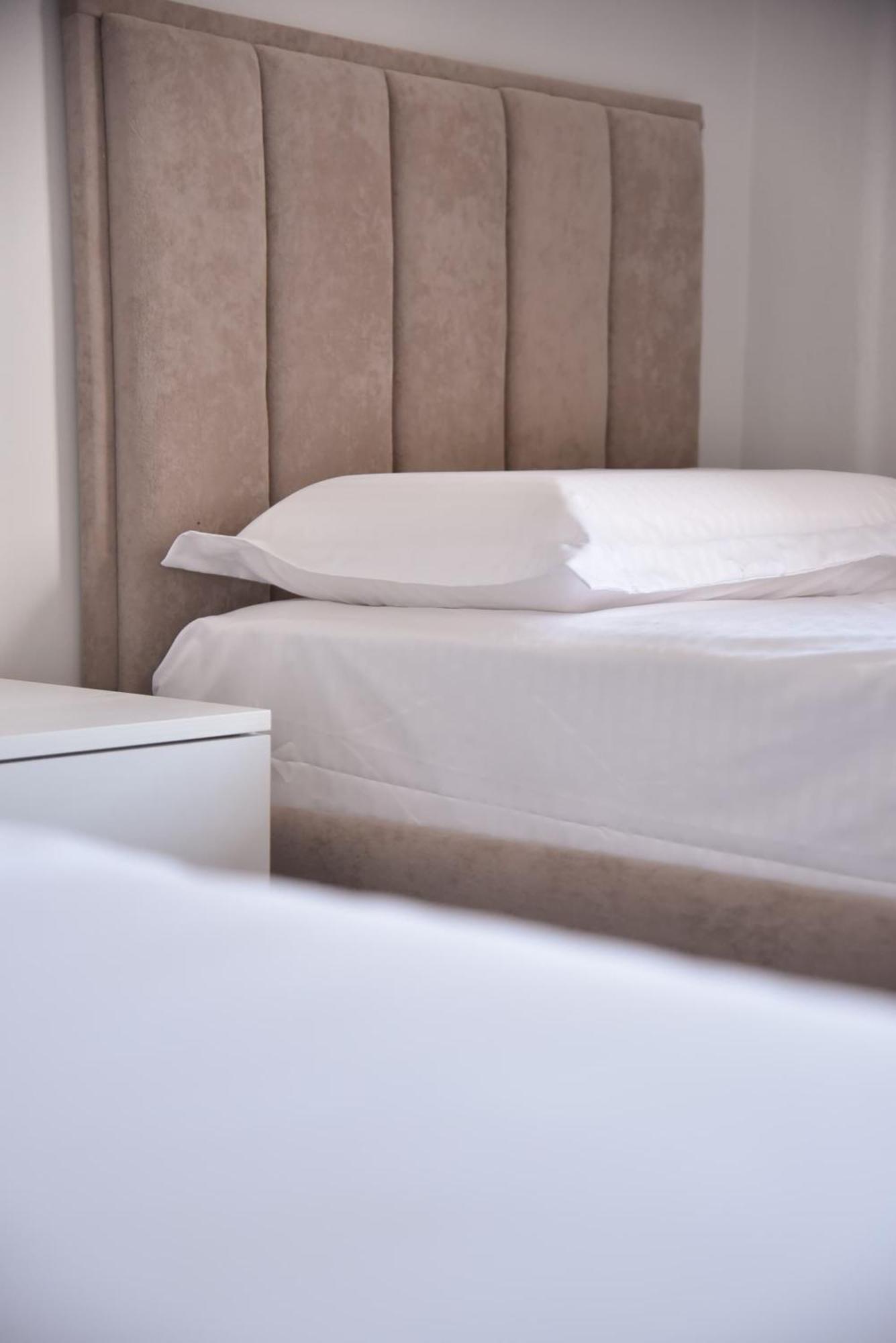 City Center Inn Shkoder Luaran gambar