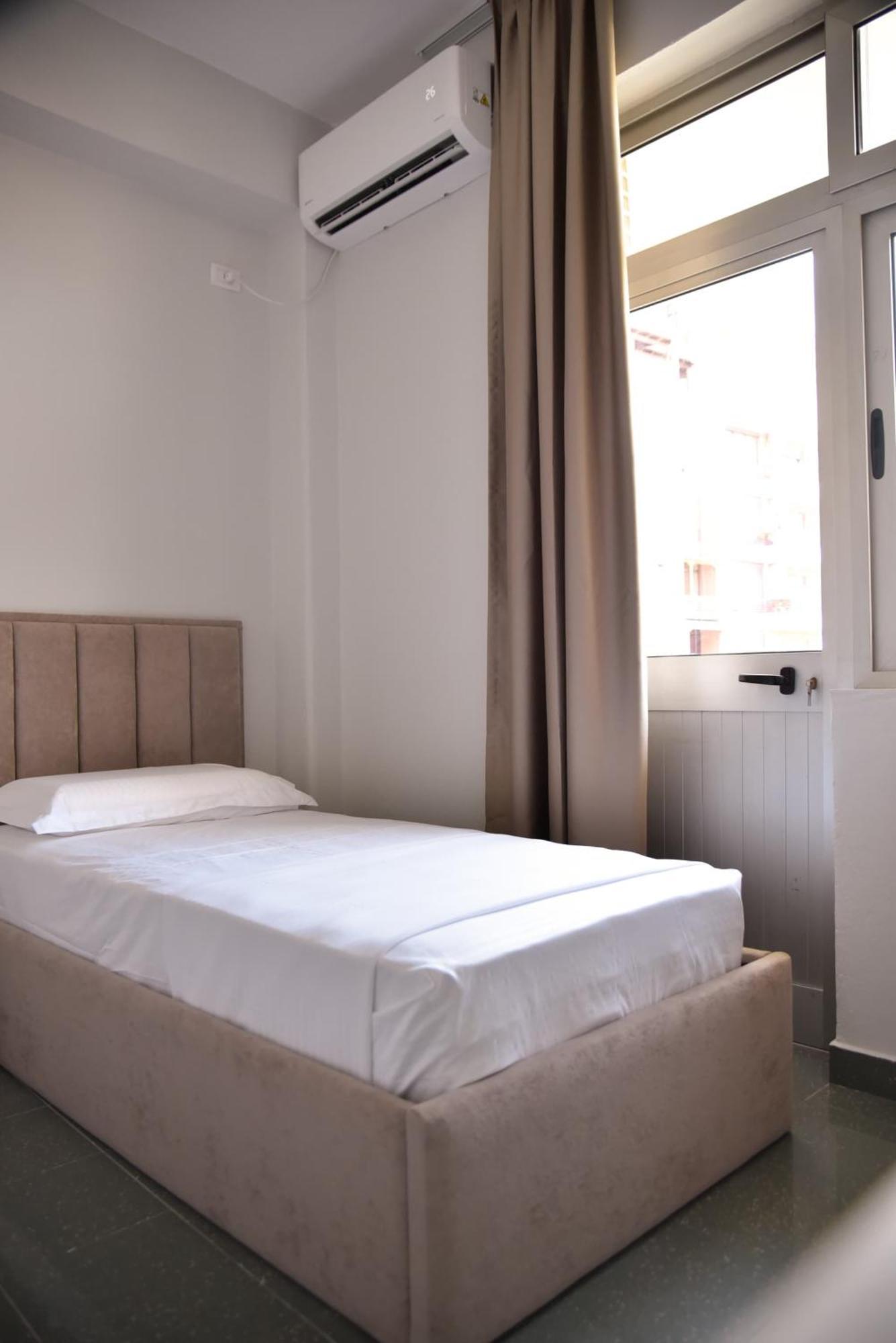 City Center Inn Shkoder Luaran gambar
