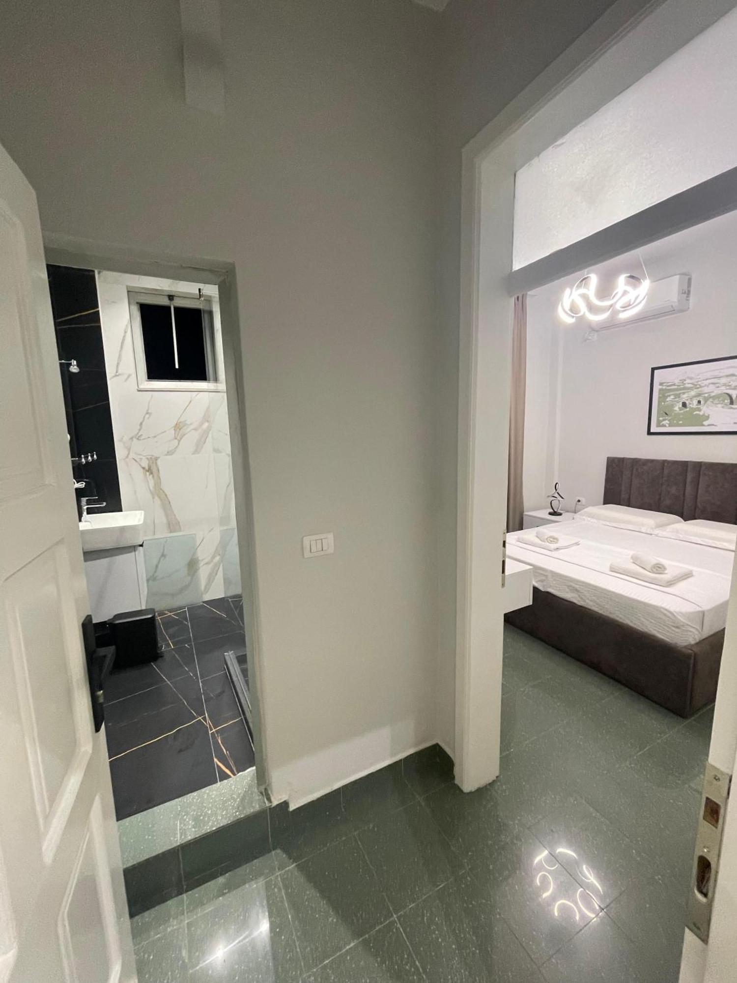 City Center Inn Shkoder Luaran gambar