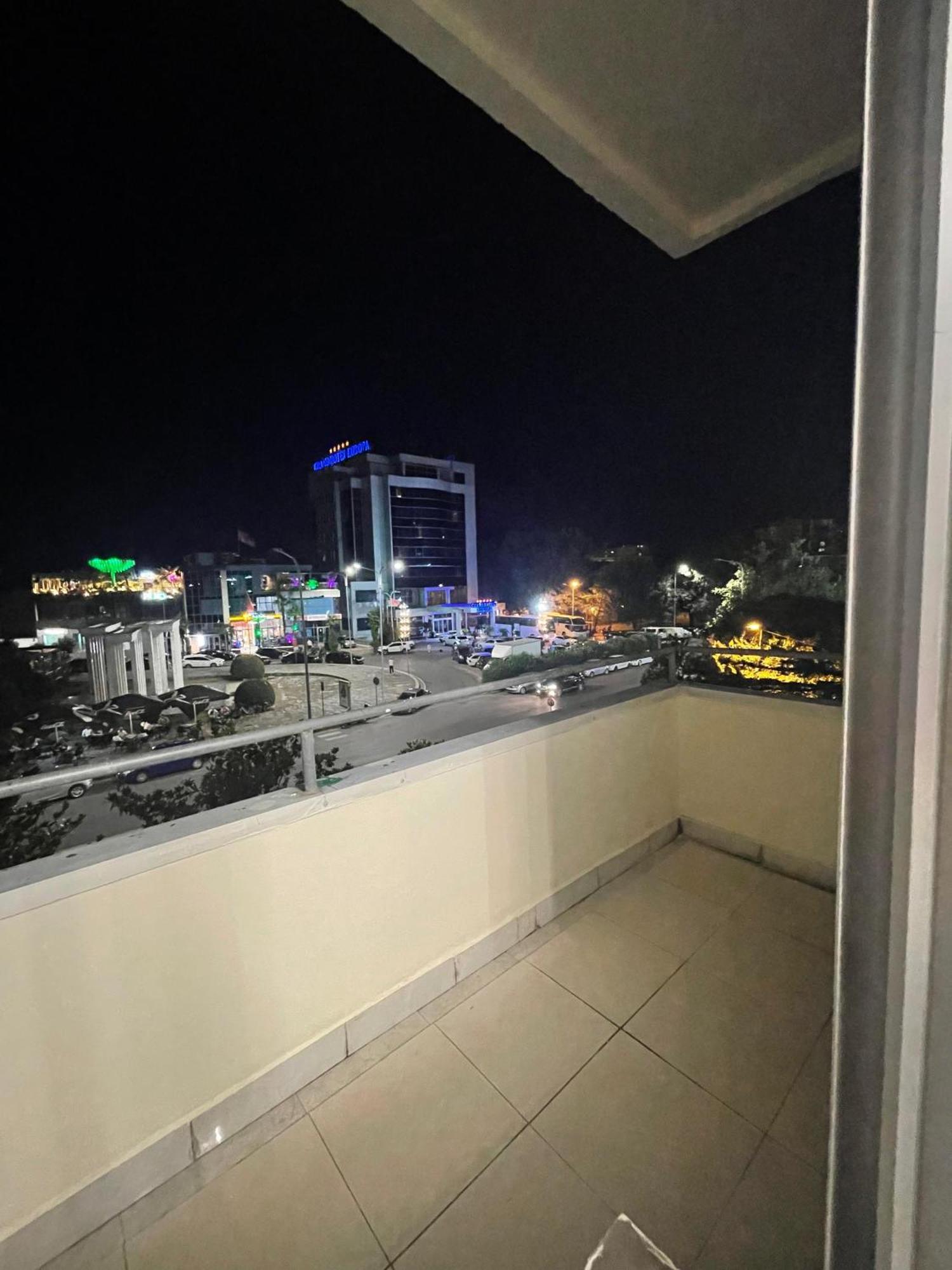City Center Inn Shkoder Luaran gambar