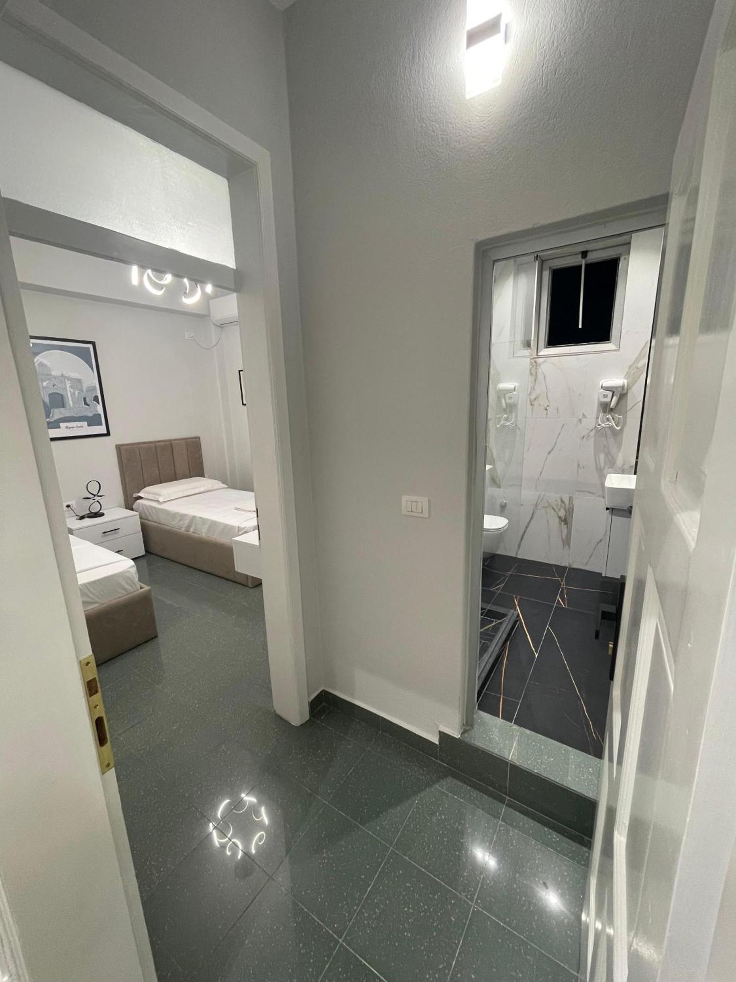 City Center Inn Shkoder Luaran gambar